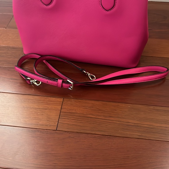 Gorgeous Kate Spade purse in excellent condition purse - Picture 7 of 7